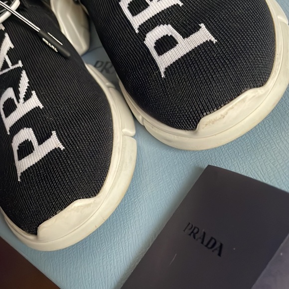 Black Prada logo sneakers - Picture 5 of 7